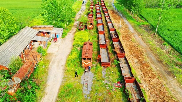 ?？康能囌尽昴峡h老君廟火車站，這里曾經(jīng)是一處重要的車站，人流量、貨運(yùn)量都非常大。