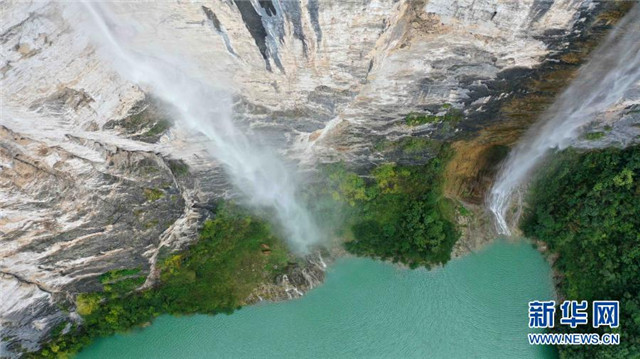 湖北鶴峰：溇水風(fēng)光似畫(huà)卷