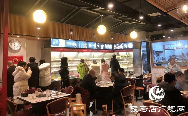 駐馬店有序恢復(fù)堂食 外出就餐需注意防護(hù)