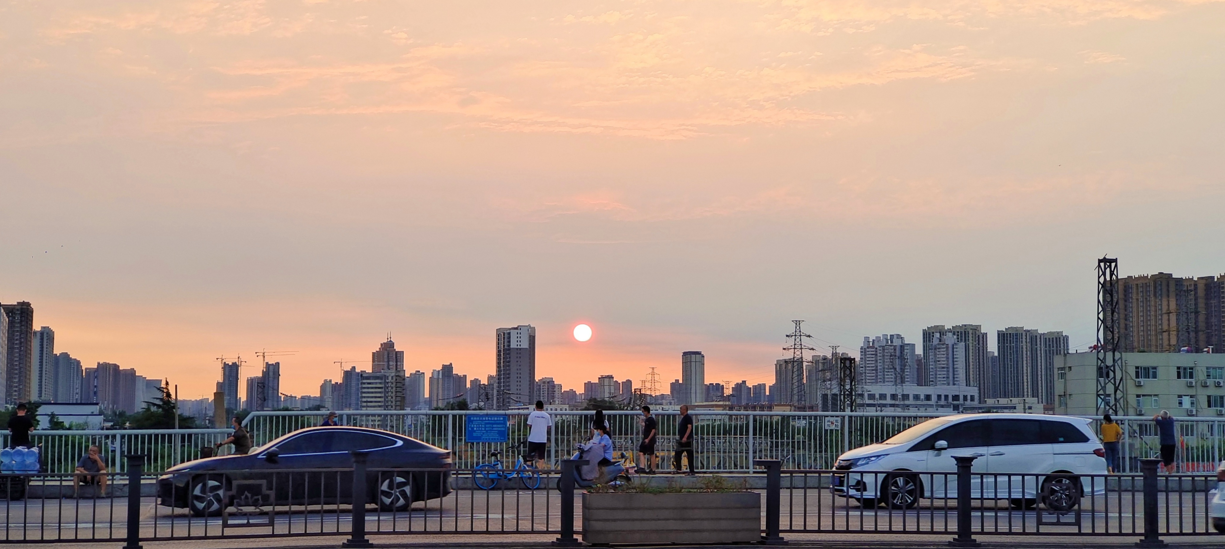 土臺風(fēng)“暹芭”強(qiáng)度減弱 高溫卷土重來 河南本周天氣兩重天