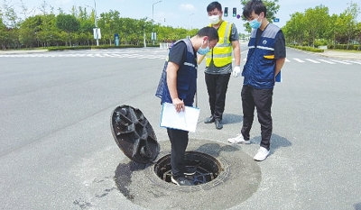 汛期，咱腳下的井蓋安全嗎？遇無(wú)蓋窨井傷人，誰(shuí)擔(dān)責(zé)？